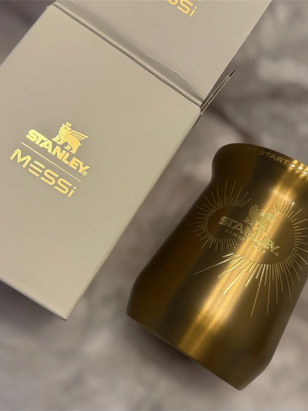 The Messi x Stanley classic Mate Mug 8oz Legacy Gold - Picture 4 of 4